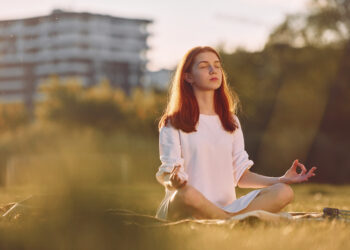 12 Science-Backed Natural Ways to Reduce Stress and Anxiety Without Medication