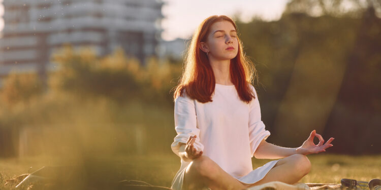 12 Science-Backed Natural Ways to Reduce Stress and Anxiety Without Medication